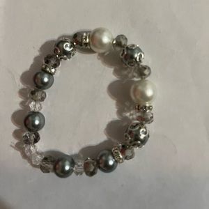 I’m selling my bracelets this is a set